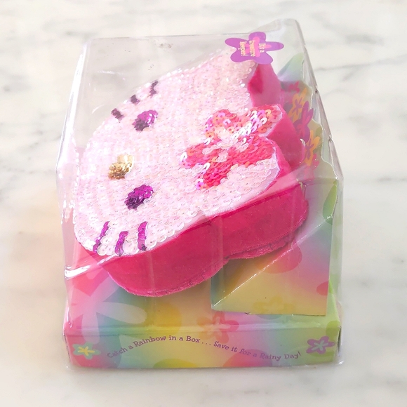 NWT. Hello Kitty's face shape Keepsake box with multi color sparkling design. - Picture 4 of 4